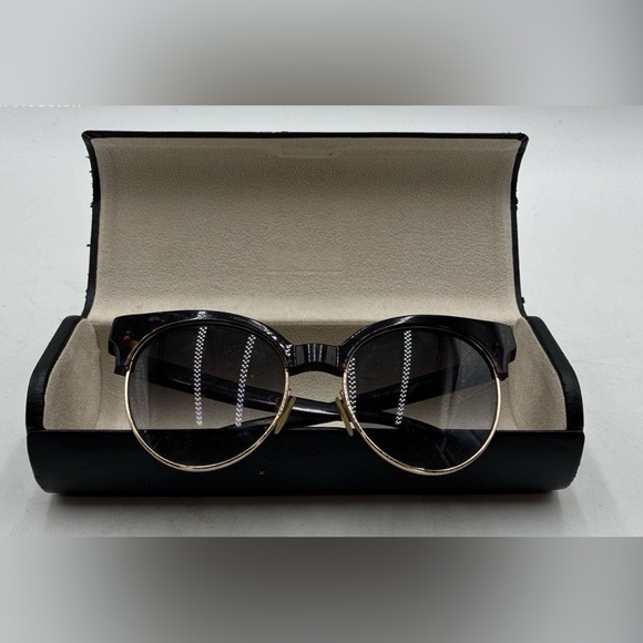 Balenciaga Women\'s BA 128 Sunglasses
Tortoiseshell Gold Cat Eye COA 51-19-140 main image 9